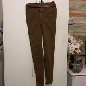 American Eagle High-Rise Jegging
